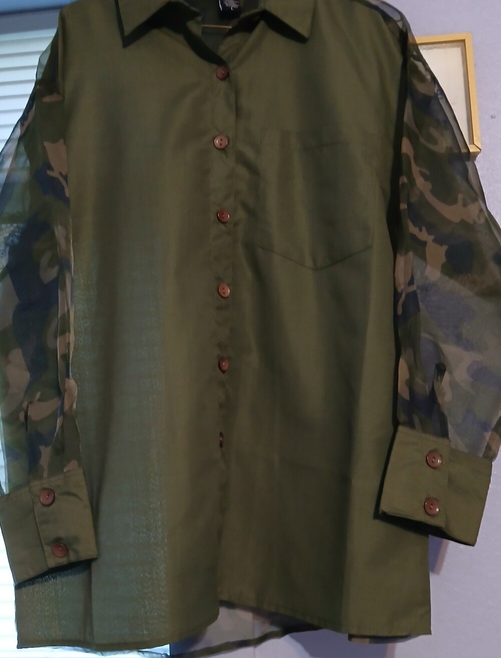 Olive Green Men's Button-Up Jacket with Camo Sleeves